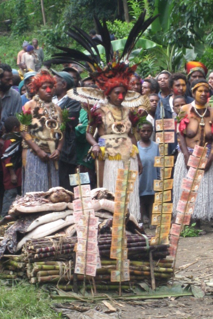 Bride Price Ceremony – Kundiawa, Papua New Guinea – David Fedele